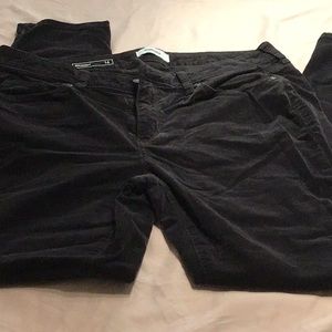 Black velvety skinny jeans